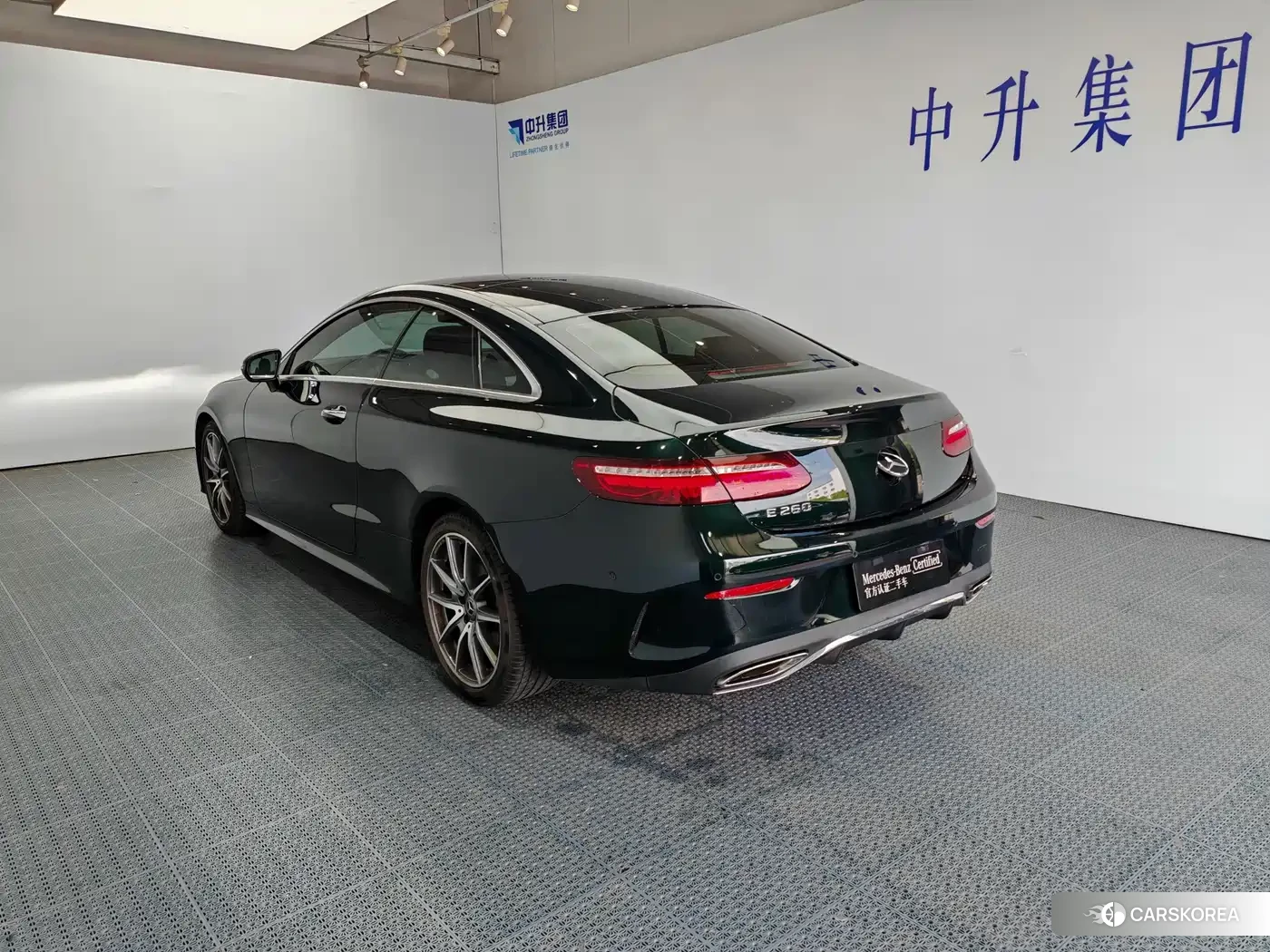 Mercedes-Benz E-Class 2021 Зеленый из Китая