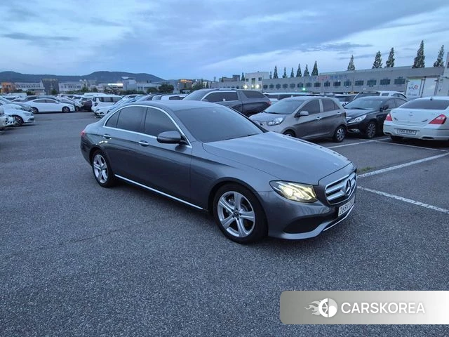 Mercedes-Benz E-Class W212 2018 Серый из Кореи