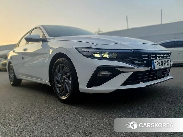 Hyundai The New Avante (CN7) 2024 Белый из Кореи