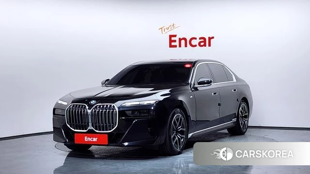 BMW 7 Series (G70) 2023 Черный из Кореи