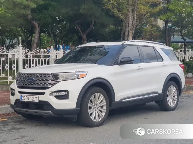 Ford Explorer 6th Generation 2023 Белый из Кореи