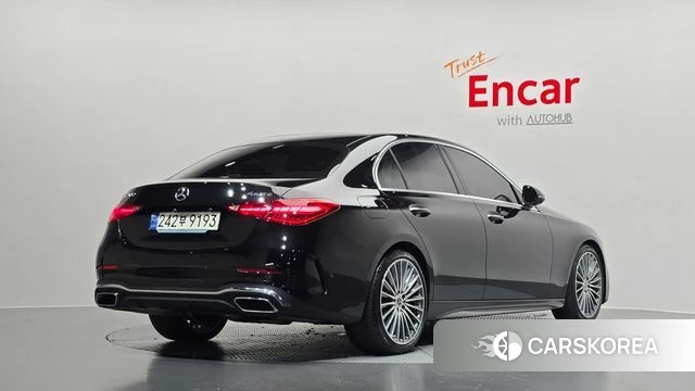 Mercedes-Benz C-Class W206 2024 Черный из Кореи