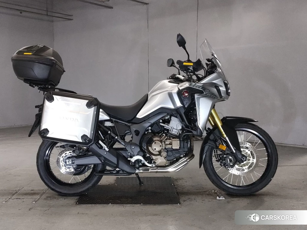 Проданный Honda CRF1000L AFRICA TWIN 2016 из Японии, фото 2