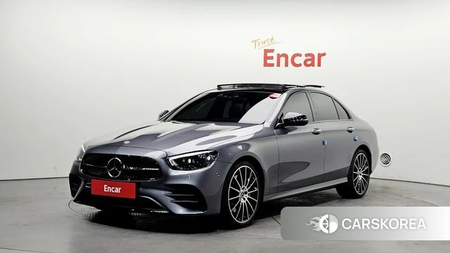 Mercedes-Benz E-Class W213 2023 Серый из Кореи