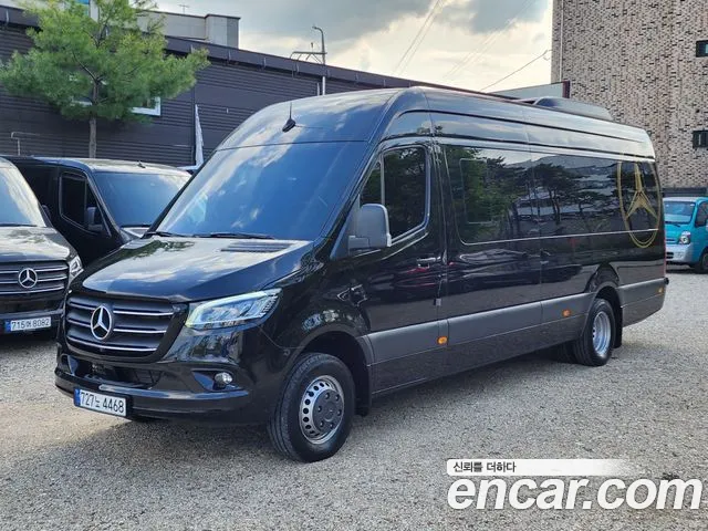 Mercedes-Benz Sprinter 2023 Черный из Кореи
