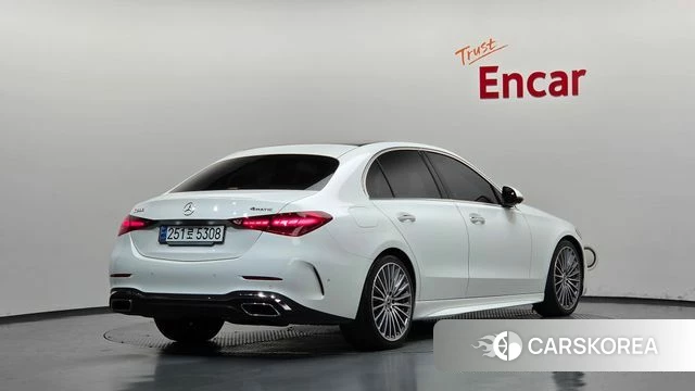 Mercedes-Benz C-Class W206 2023 Белый из Кореи