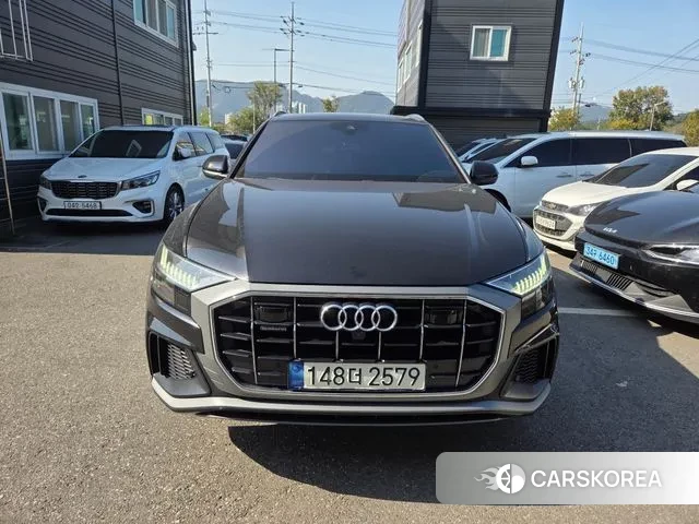 Audi Q8 (4M) 2021 Черный из Кореи