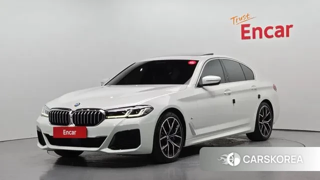 BMW 5 Series (G30) 2023 Белый из Кореи