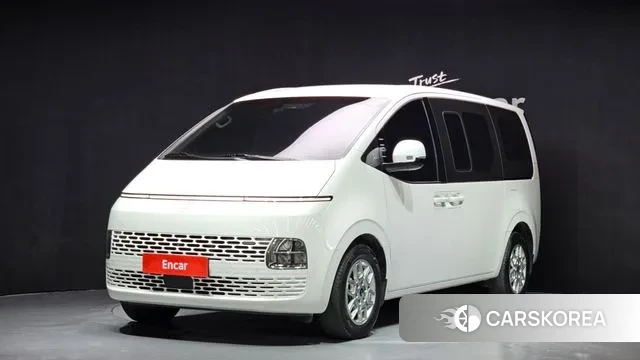 Hyundai Staria 2024 Белый из Кореи