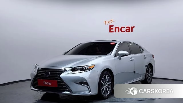 Lexus New ES300h 2018 Серебряный из Кореи
