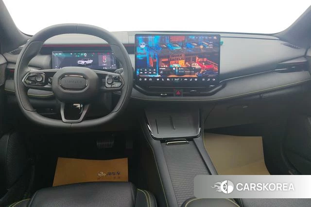 Lynk 06 2024 Белый из Китая
