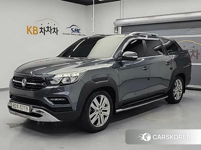 Ssangyong Rexton Sports 2021 Серый из Кореи