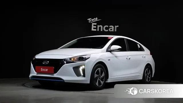 Hyundai Ionic Hybrid 2018 Белый из Кореи