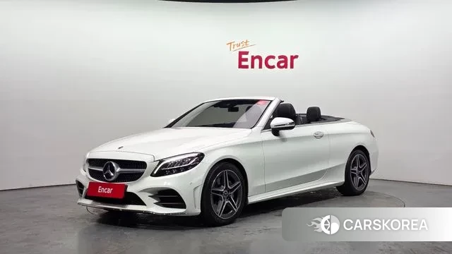Mercedes-Benz C-Class W205 2019 Белый из Кореи