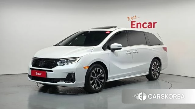 Honda Odyssey 2025 Белый из Кореи