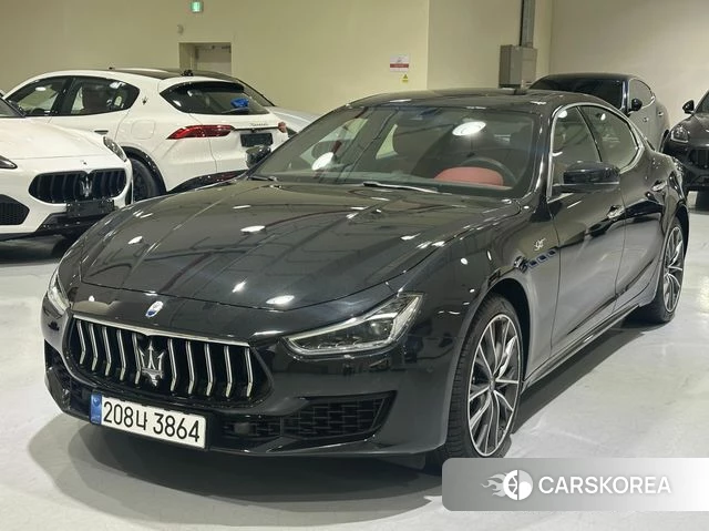 Maserati Ghibli 2023 Черный из Кореи