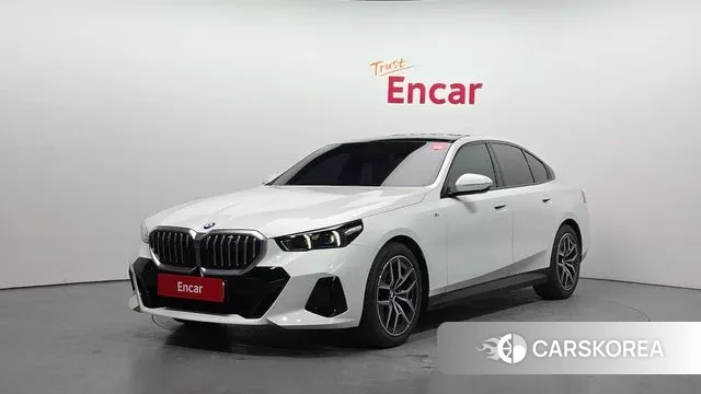 BMW 5 Series (G60) 2025 Белый из Кореи