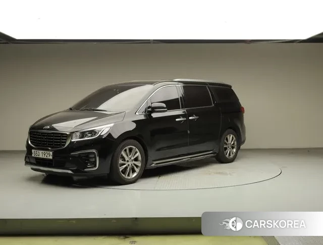 Kia The New Carnival 2018 Черный из Кореи