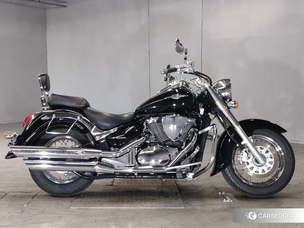 Проданный Suzuki INTRUDER 400 CLASSIC 2012 из Японии