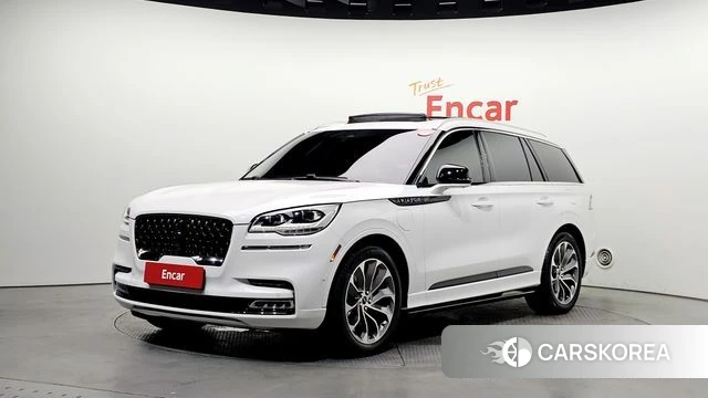 Lincoln Aviator 2nd generation 2021 Белый из Кореи