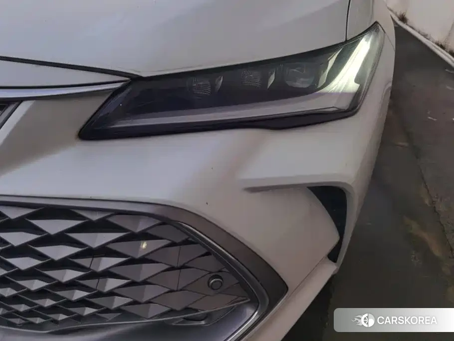 Toyota Avalon 2025 Белый из Китая