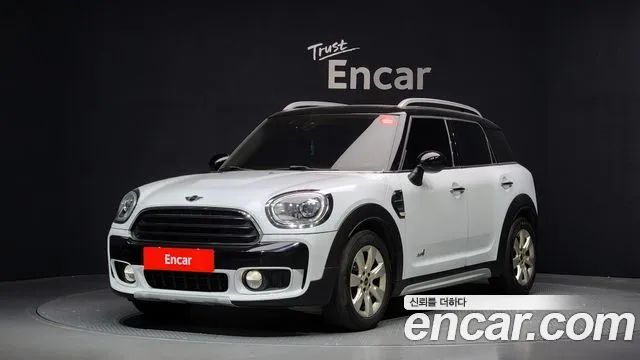 Mini Cooper D Countryman 2018 Белый из Кореи