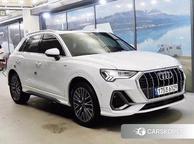 Audi Q3 (F3) 2022 Белый из Кореи
