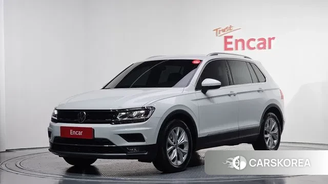Volkswagen Tiguan second Generation 2019 Белый из Кореи