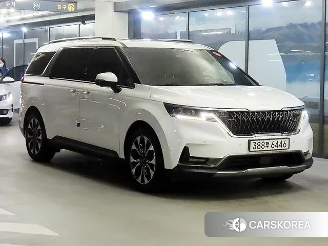 Kia Carnival 4th generation 2022 Белый из Кореи