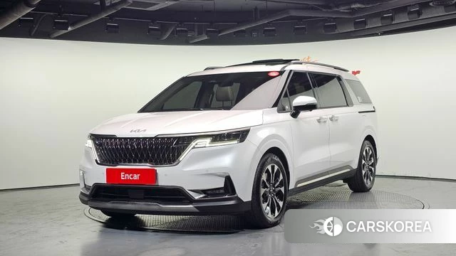 Kia Carnival 4th generation 2023 Белый из Кореи