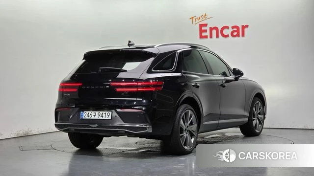 Genesis GV70 2024 Белый из Кореи