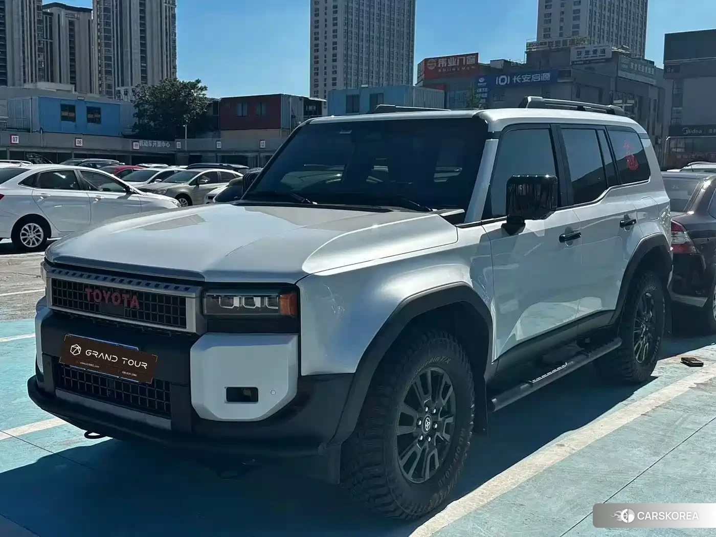 Toyota Prado 2025 Белый из Китая
