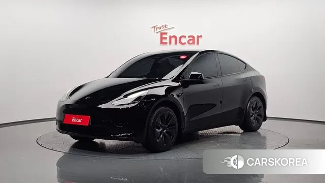 Tesla Model Y 2025 Черный из Кореи