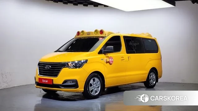 Hyundai The New Grand Starex 2018 Желтый из Кореи