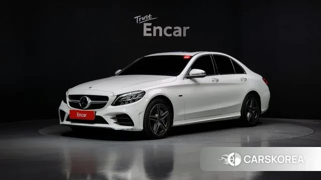 Mercedes-Benz C-Class W205 2020 Белый из Кореи