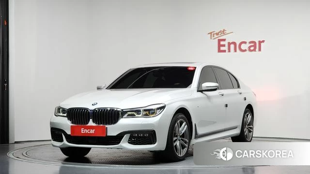 BMW 7 Series (G11) 2018 Белый из Кореи
