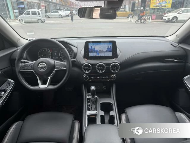 Nissan Xuan Yi 2021 Серебристо-серый из Китая