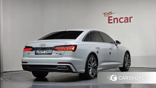 Audi A6 (C8) 2021 Белый из Кореи