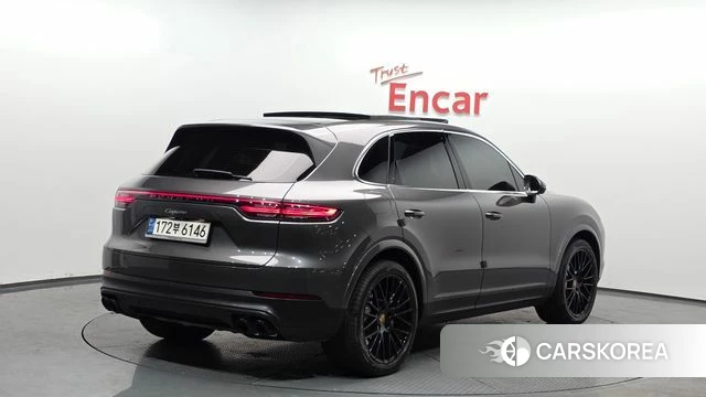 Porsche Cayenne (PO536) 2019 Серый из Кореи