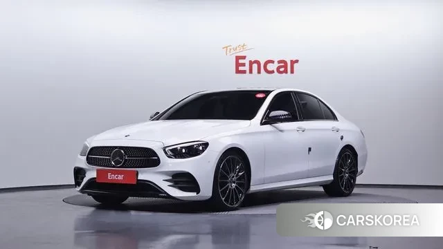 Mercedes-Benz E-Class W213 2023 Белый из Кореи