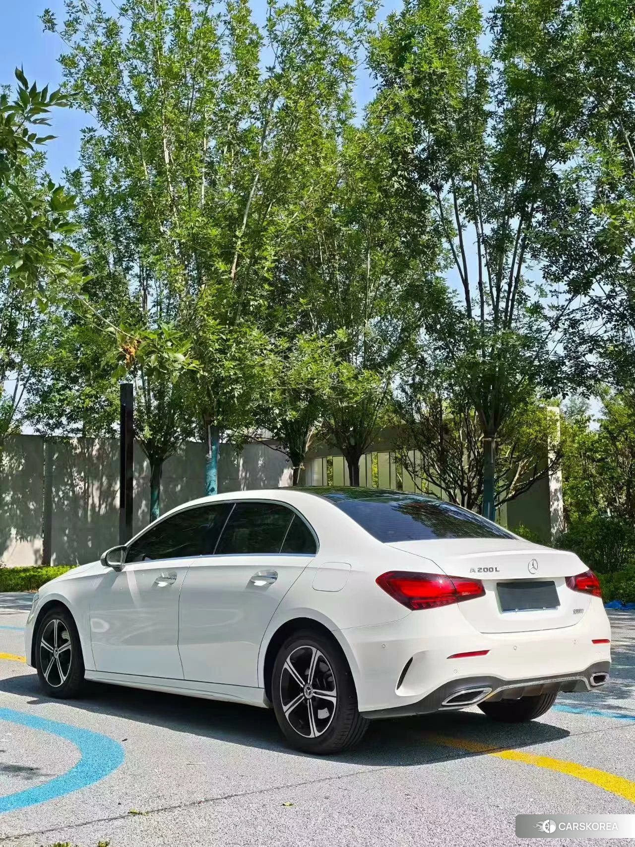 Mercedes-Benz Class A 2023 Белый из Китая