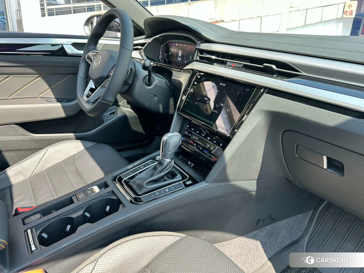 Volkswagen CC 2024 Белый из Китая