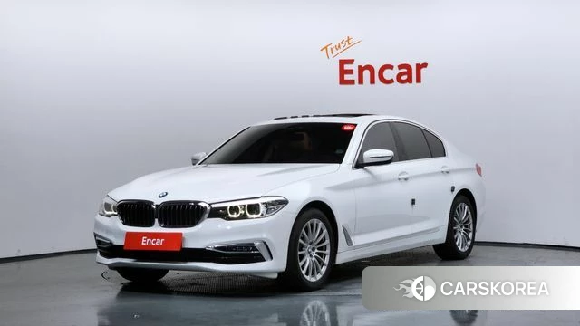 BMW 5 Series (G30) 2019 Белый из Кореи
