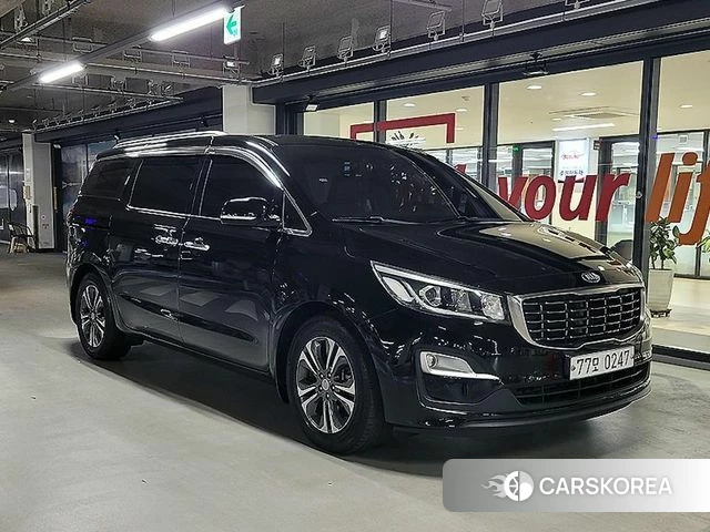 Kia The New Carnival 2018 Черный из Кореи