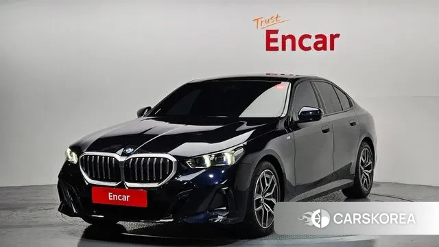 BMW 5 Series (G60) 2024 Черный из Кореи