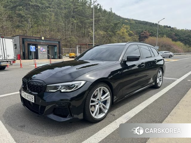 BMW 3 Series (G20) 2022 Черный из Кореи