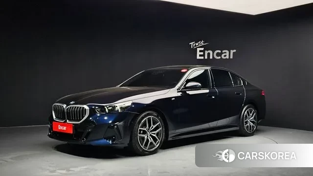 BMW 5 Series (G60) 2025 Черный из Кореи