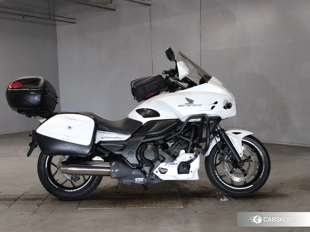 Проданный Honda CTX700 DCT 2014 из Японии, фото 2