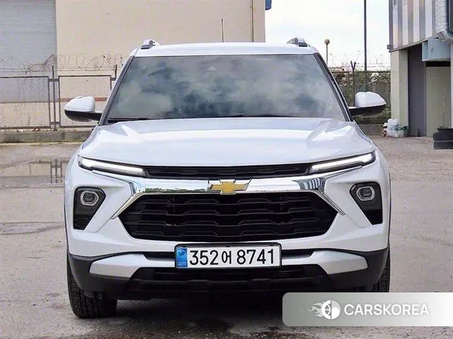 Chevrolet (GM Daewoo) The New Trail Blazer 2024 Белый из Кореи