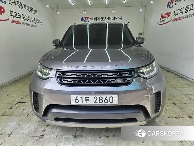 Land Rover Discovery 5 2018 Серебристо-серый из Кореи